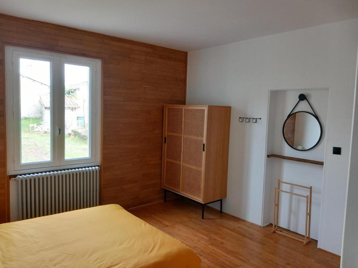 Bed and Breakfast La Montagne Sud Allemans Екстер'єр фото