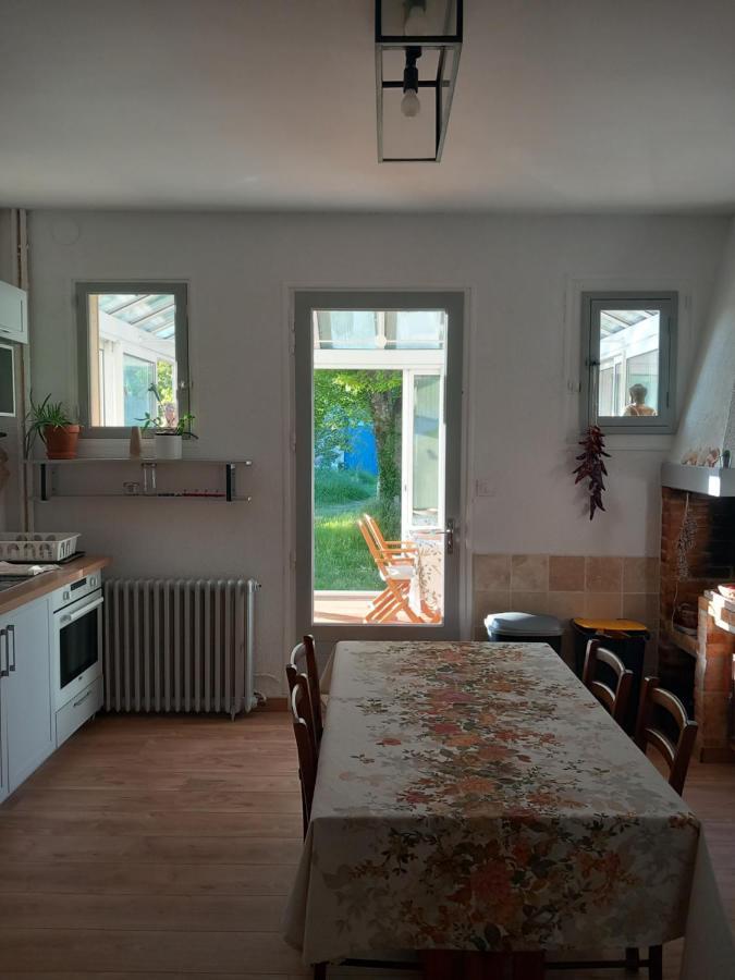Bed and Breakfast La Montagne Sud Allemans Екстер'єр фото