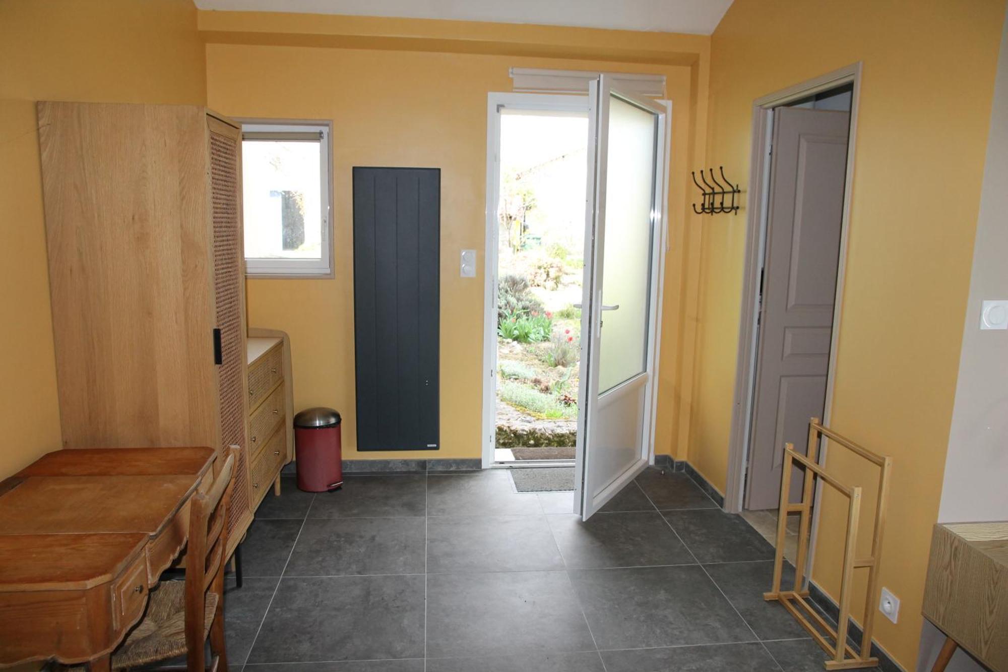 Bed and Breakfast La Montagne Sud Allemans Екстер'єр фото