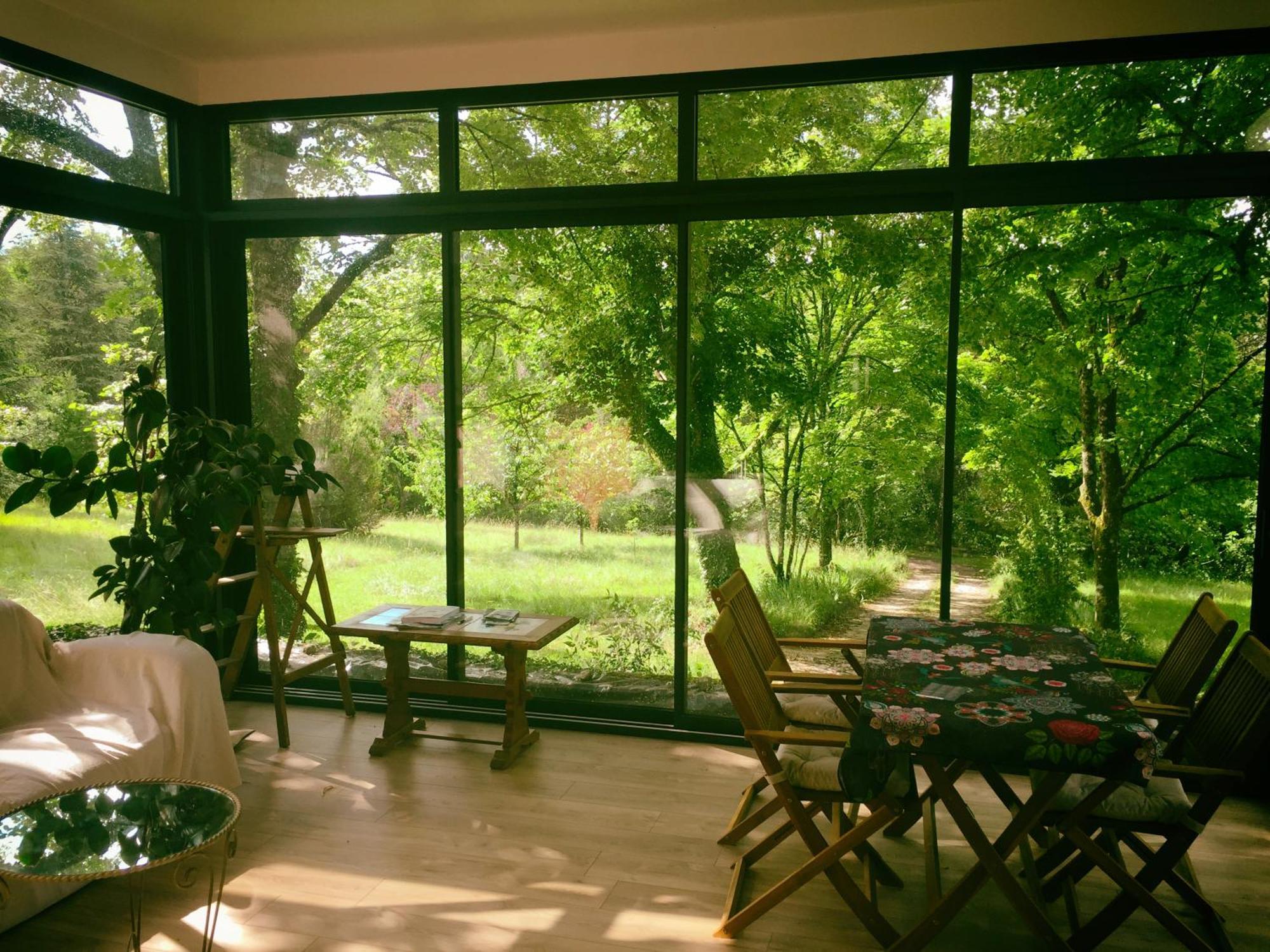 Bed and Breakfast La Montagne Sud Allemans Екстер'єр фото